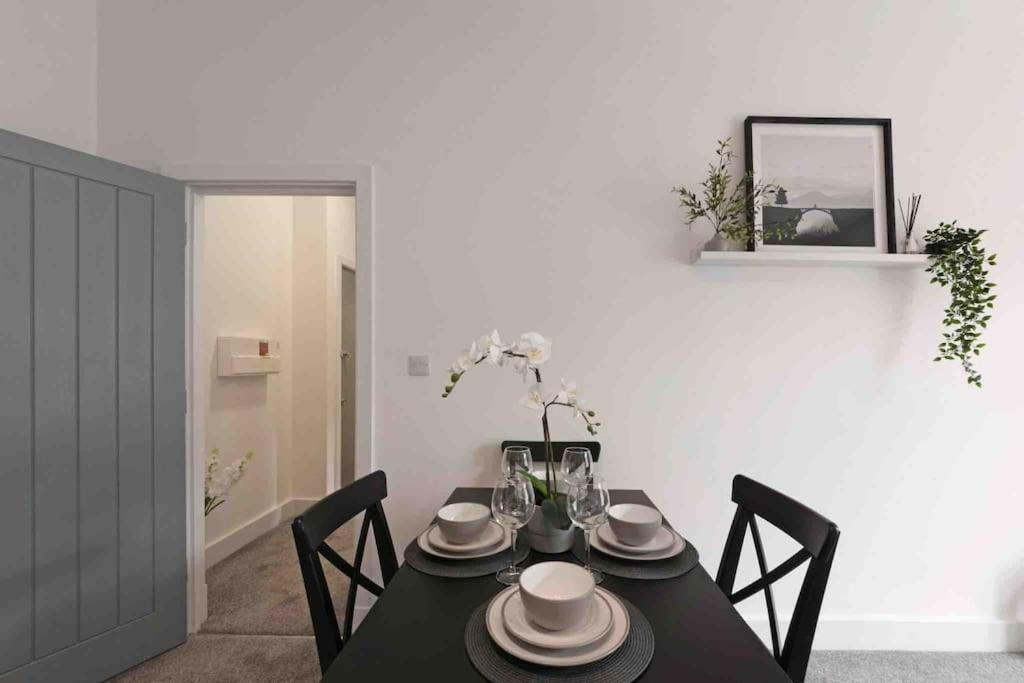 Town Center Apartment In Bishops Stortford Birchanger Exterior photo