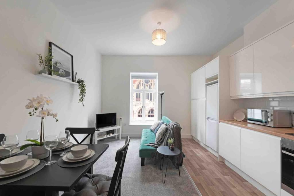 Town Center Apartment In Bishops Stortford Birchanger Exterior photo